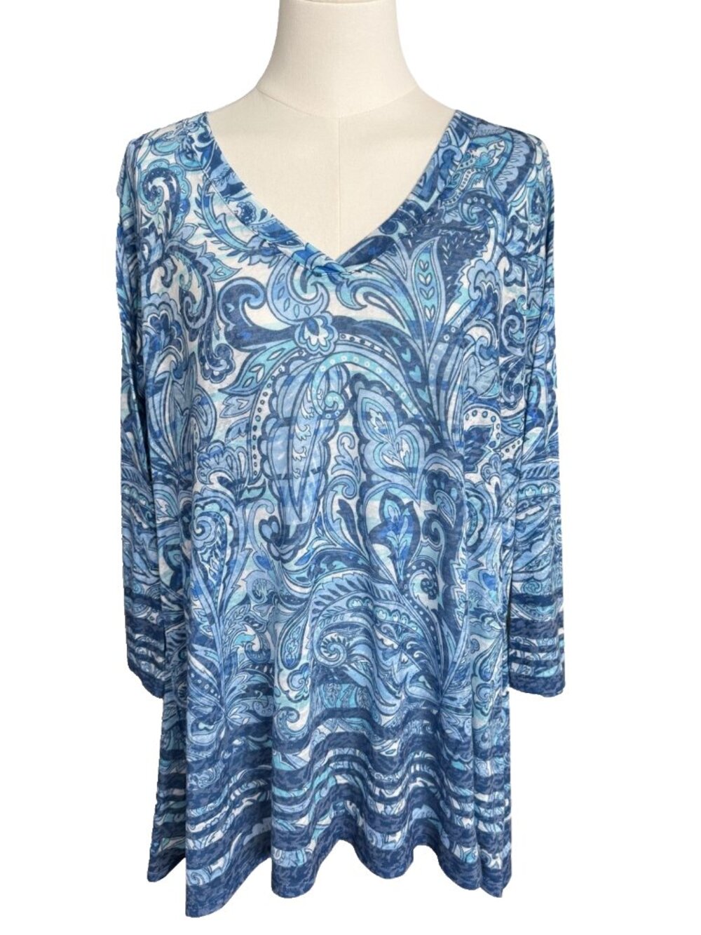 Ruby Rd. Lightweight Paisley Print Top With 3/4 Sleeve &  V-Neck-Size 1X